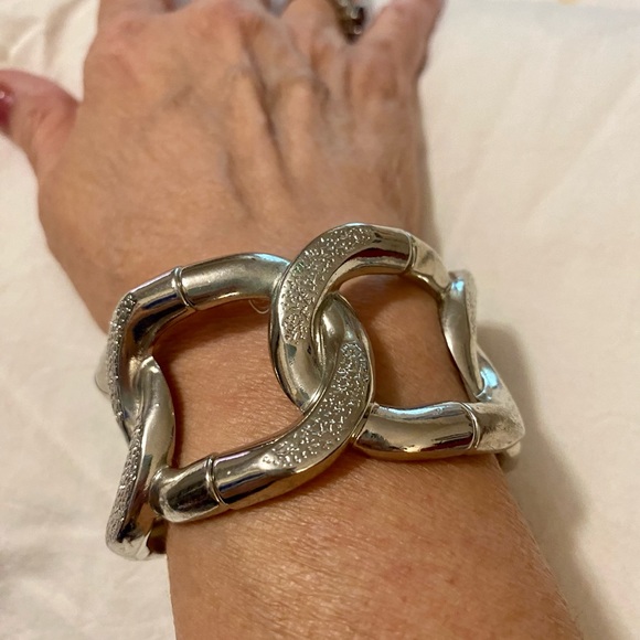 Forever 21 Large chunky Cuff bracelet.  silver tone. - Picture 3 of 16